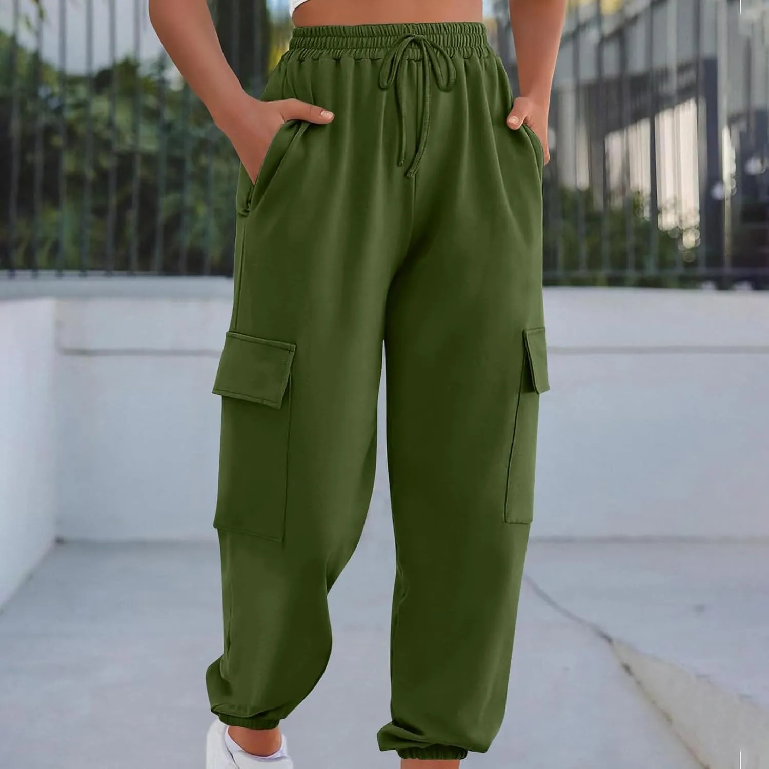 Cargo Joggers for Women Baggy High Waisted Sweatpants with Pockets Trendy Comfy Loose Workout Pants Jogging Pants