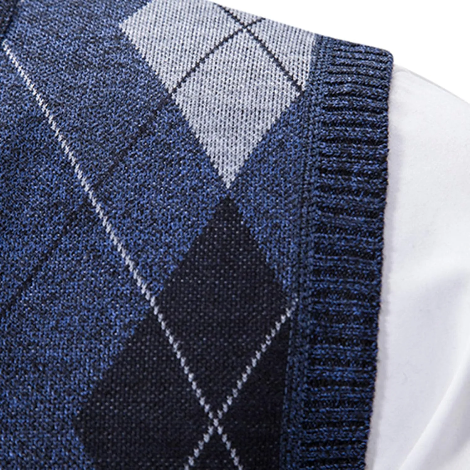 Men's Argyle Vest Sweater Sherpa Fleece Lined Sweater Sleeveless V Neck Knitted Button Down Sweater Casual Tops