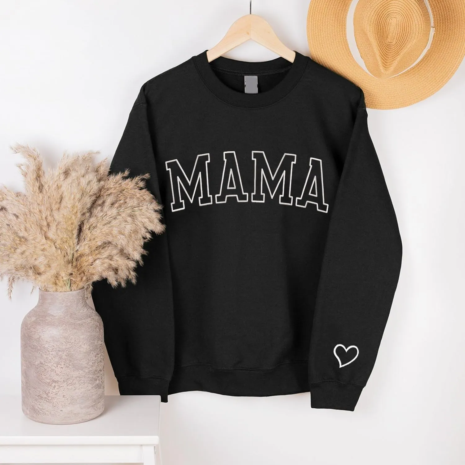 NAZENTI Embroidered Mama Sweatshirt, Mothers Day Sweatshirt Gifts for Mom Mama, Embroidered Crewneck Sweatshirt for Women