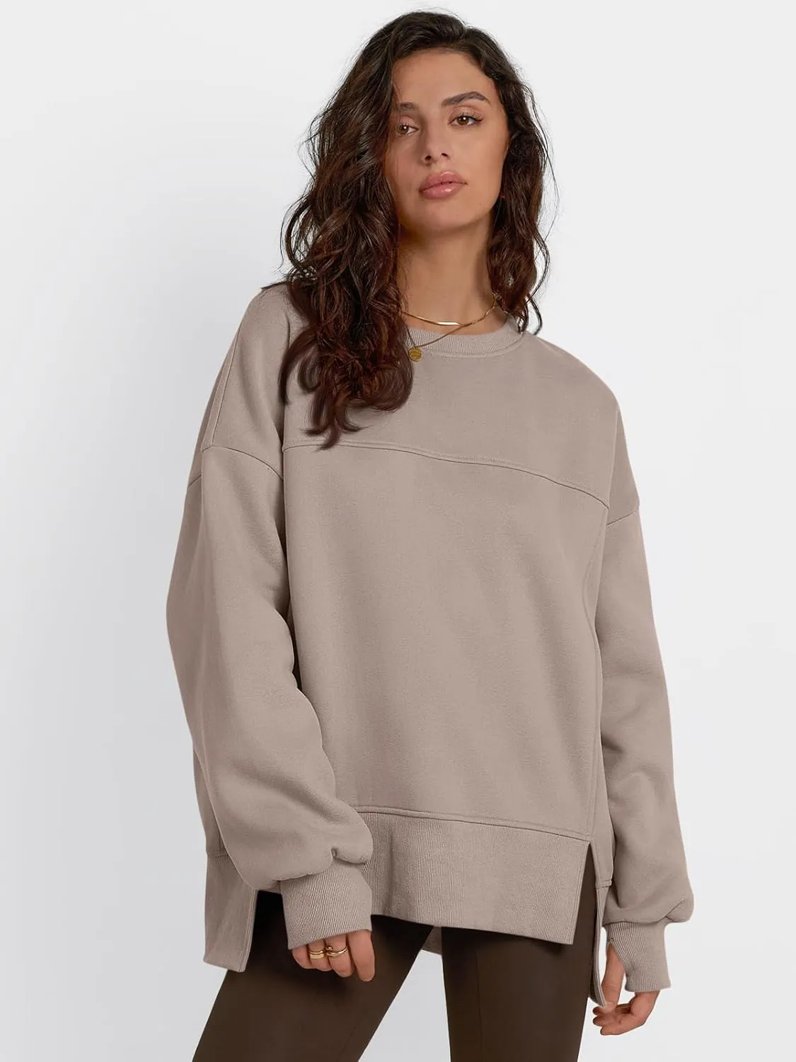 Trendy Queen Womens Side Slit Sweatshirts Casual Oversized Crewneck Long Sleeve Pullover Fall Fashion 2025