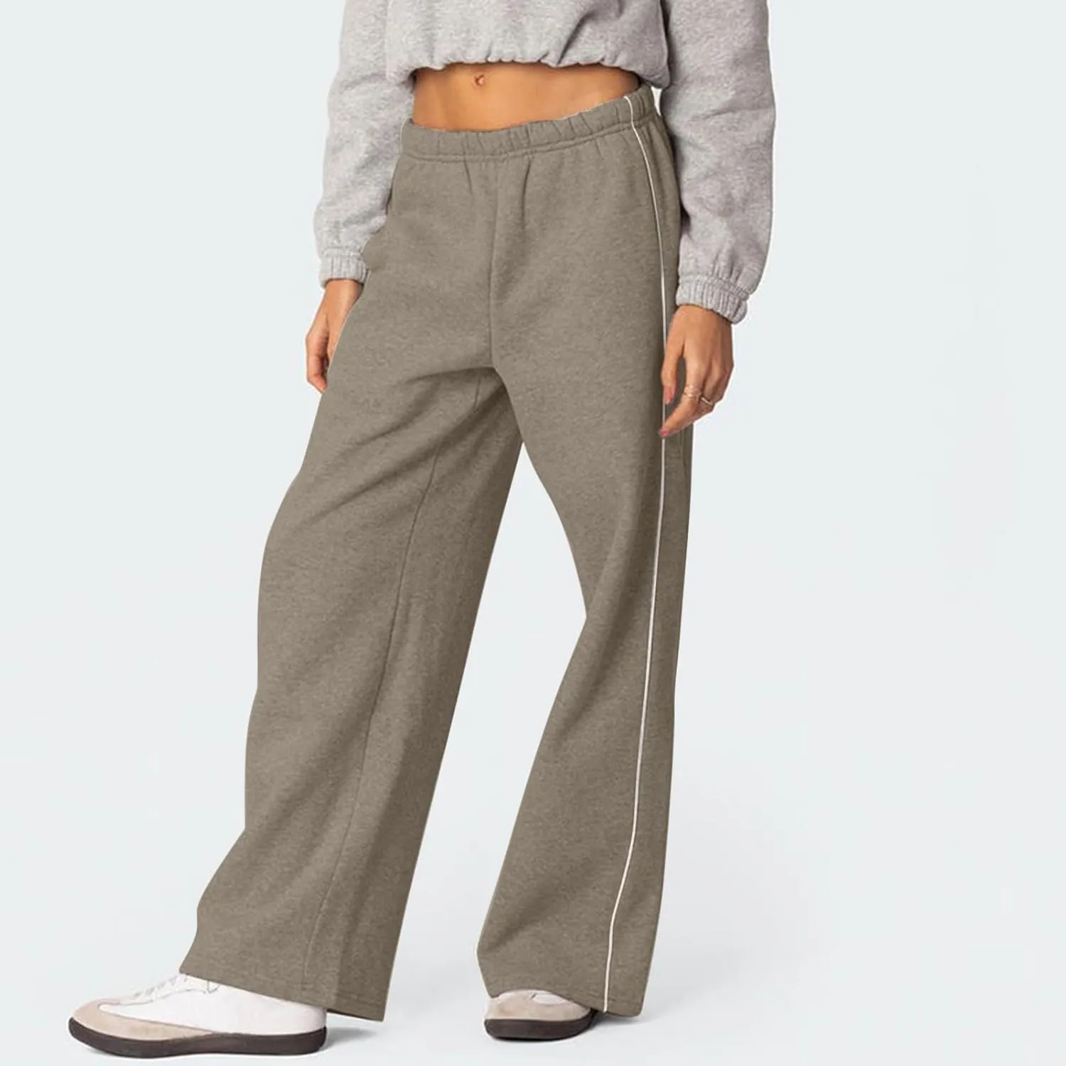 Wide Leg Sweat Pants for Womens Sweatpants with Pockets Comfy Baggy Fleece Joggers Low Rise Workout Lounge Pants
