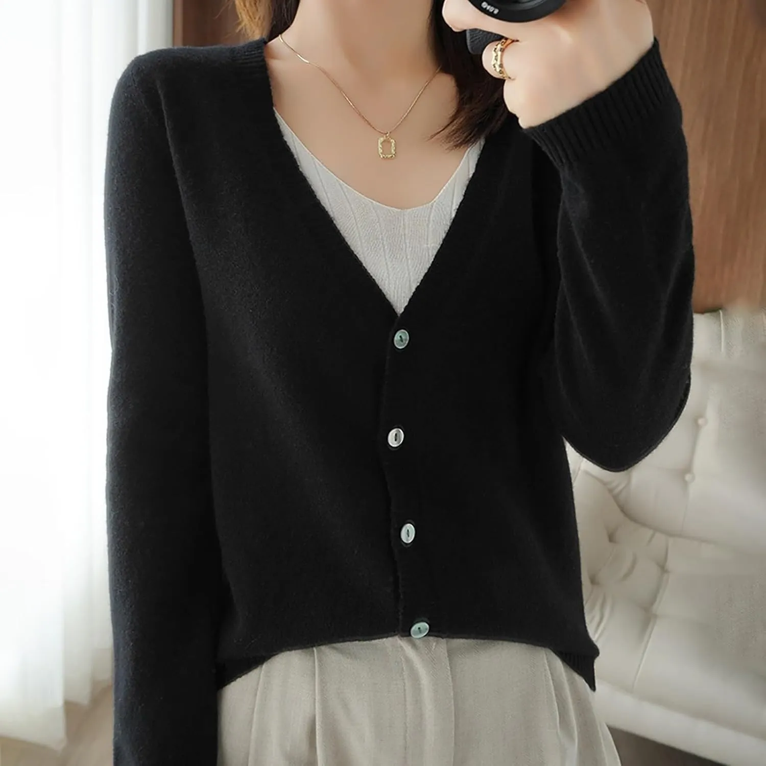 Womens 2024 Fall Fashion Cardigan Sweaters Lightweight V Neck Button Ribbed Knit Jumpers Comfy Open Front Casual Top