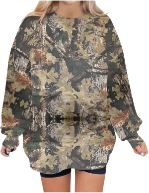 Women's Camo Sweatshirt Maple-Leaf Print Oversized Sweatshirt Fleece Crewneck Shirts Casual Fall Pullover Tops