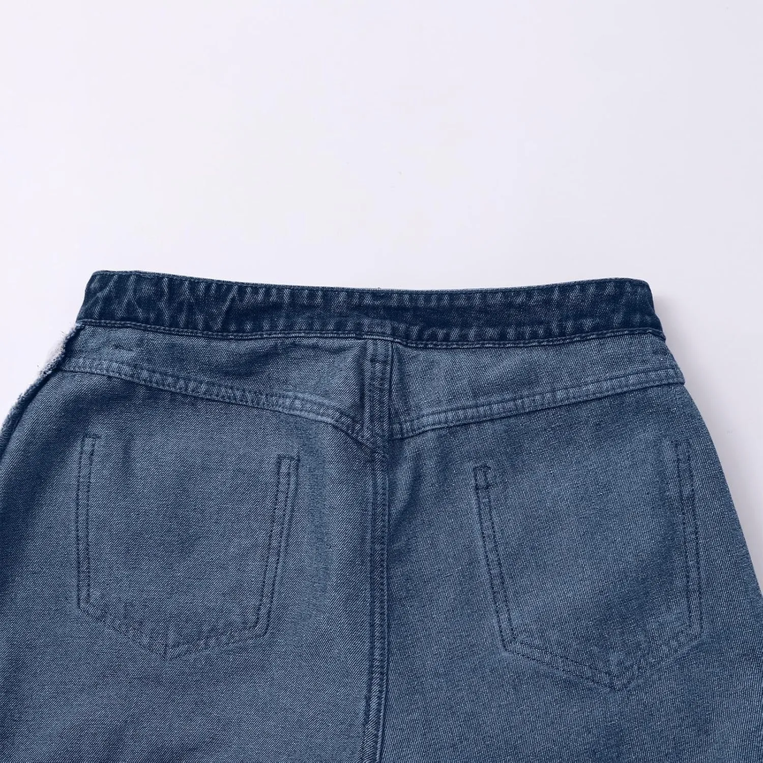 Women's High Waist Ripped Denim Shorts Frayed Hem Destroyed Mid Thigh Wide Leg Short Jeans Shorts with Pockets